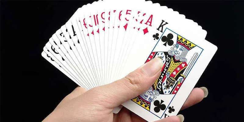 Một số thuật ngữ thường gặp trong Tiến lên đếm lá